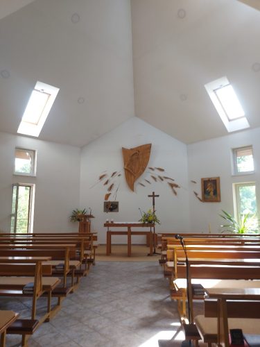 interier-kaple-s-klastere-sester-v-Rokoli
